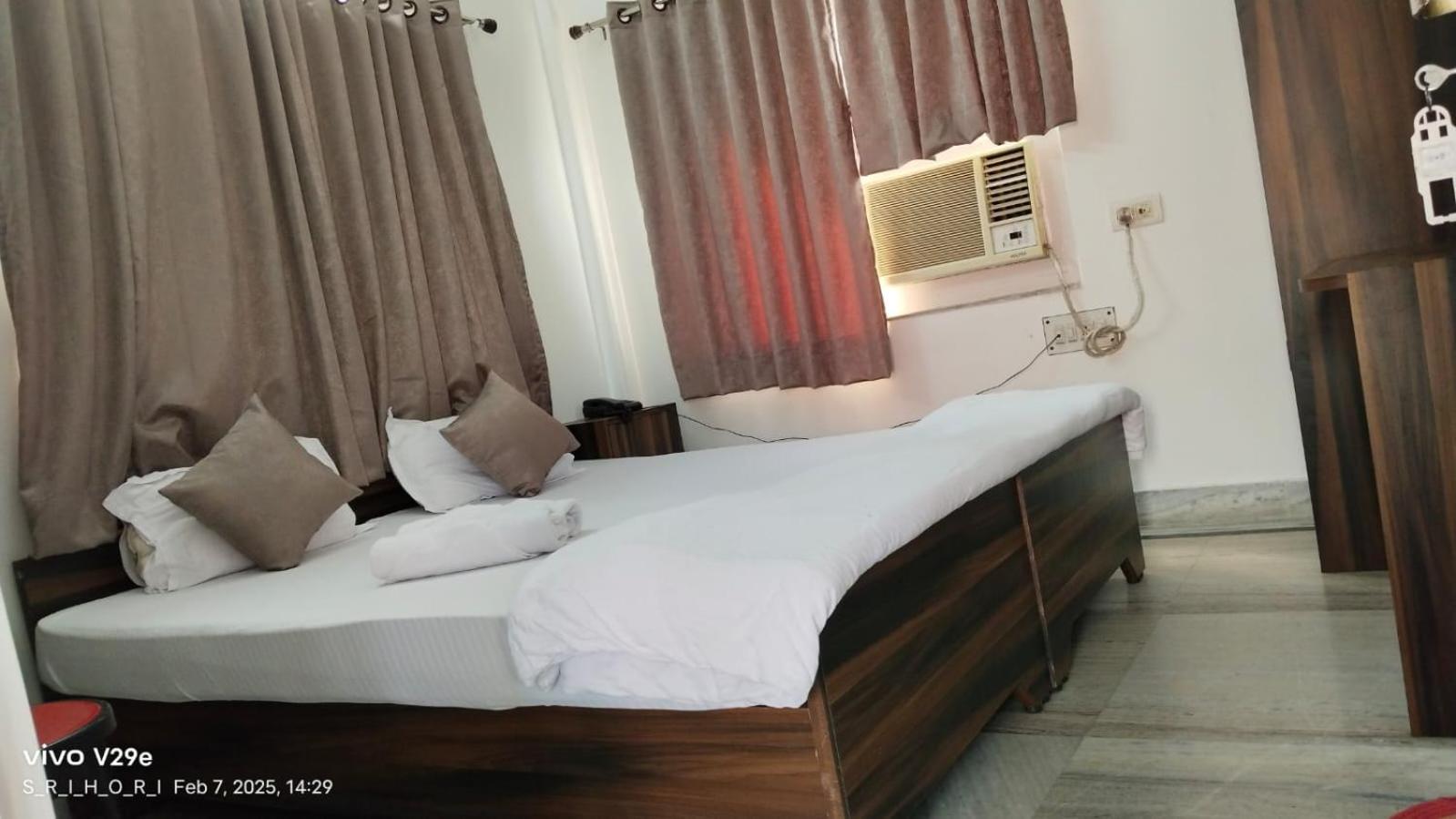 White Heaven Hotell New Town Eksteriør bilde