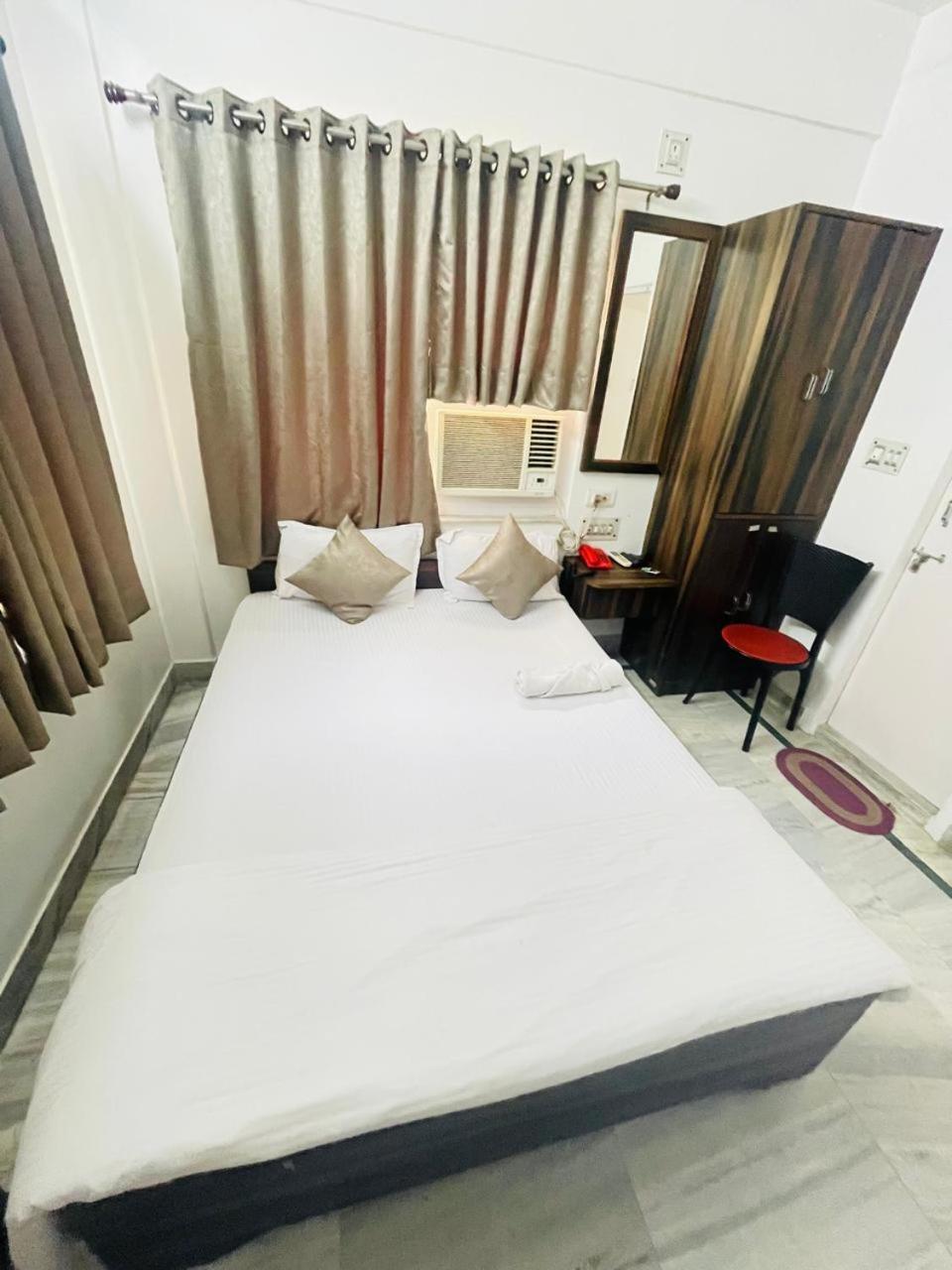 White Heaven Hotell New Town Eksteriør bilde